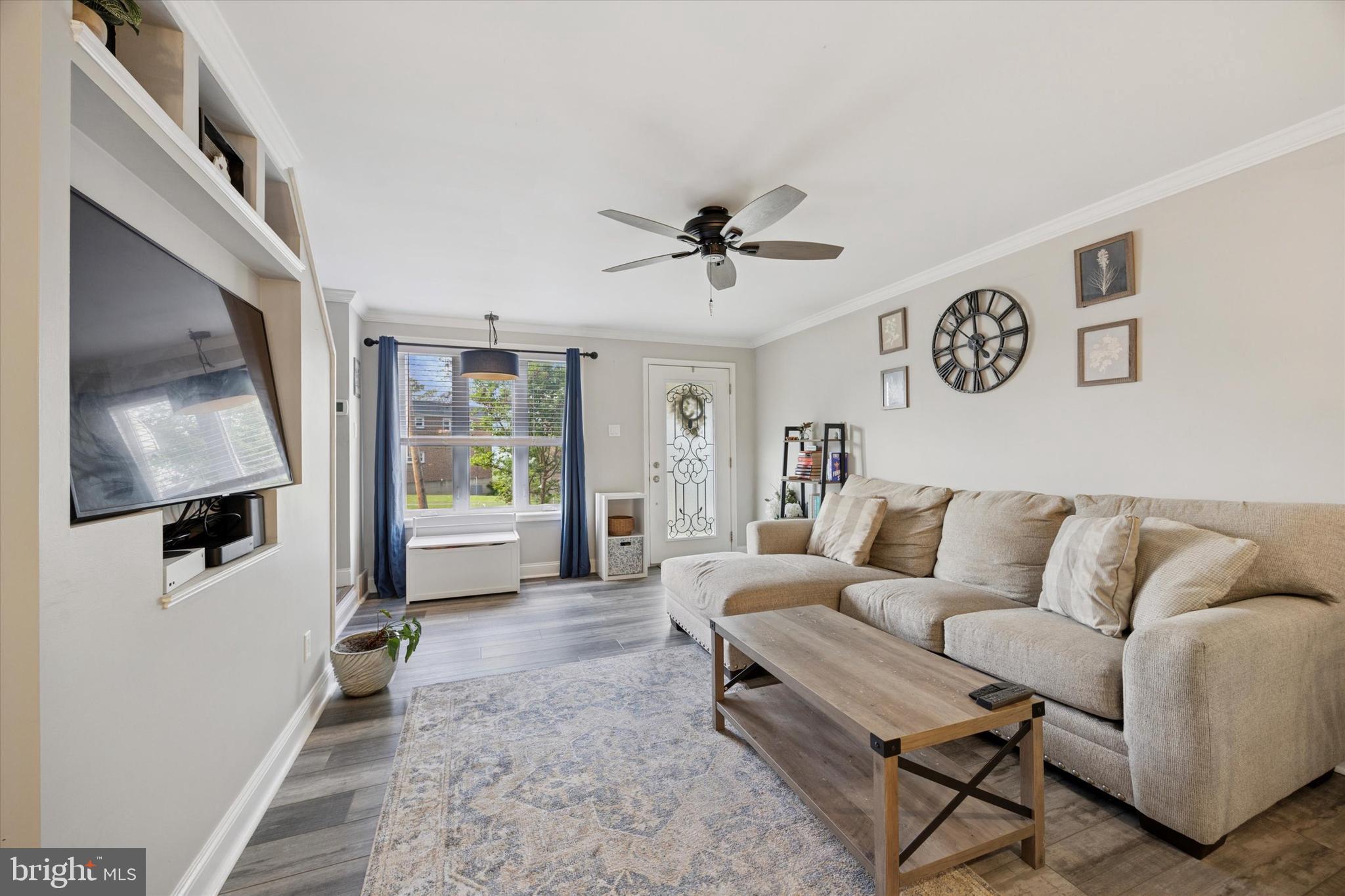 544 CHESTER AVENUE
