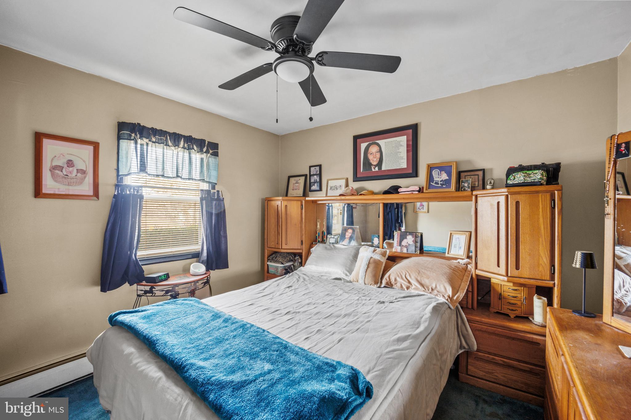 HUNTINGDON HILLS - Residential