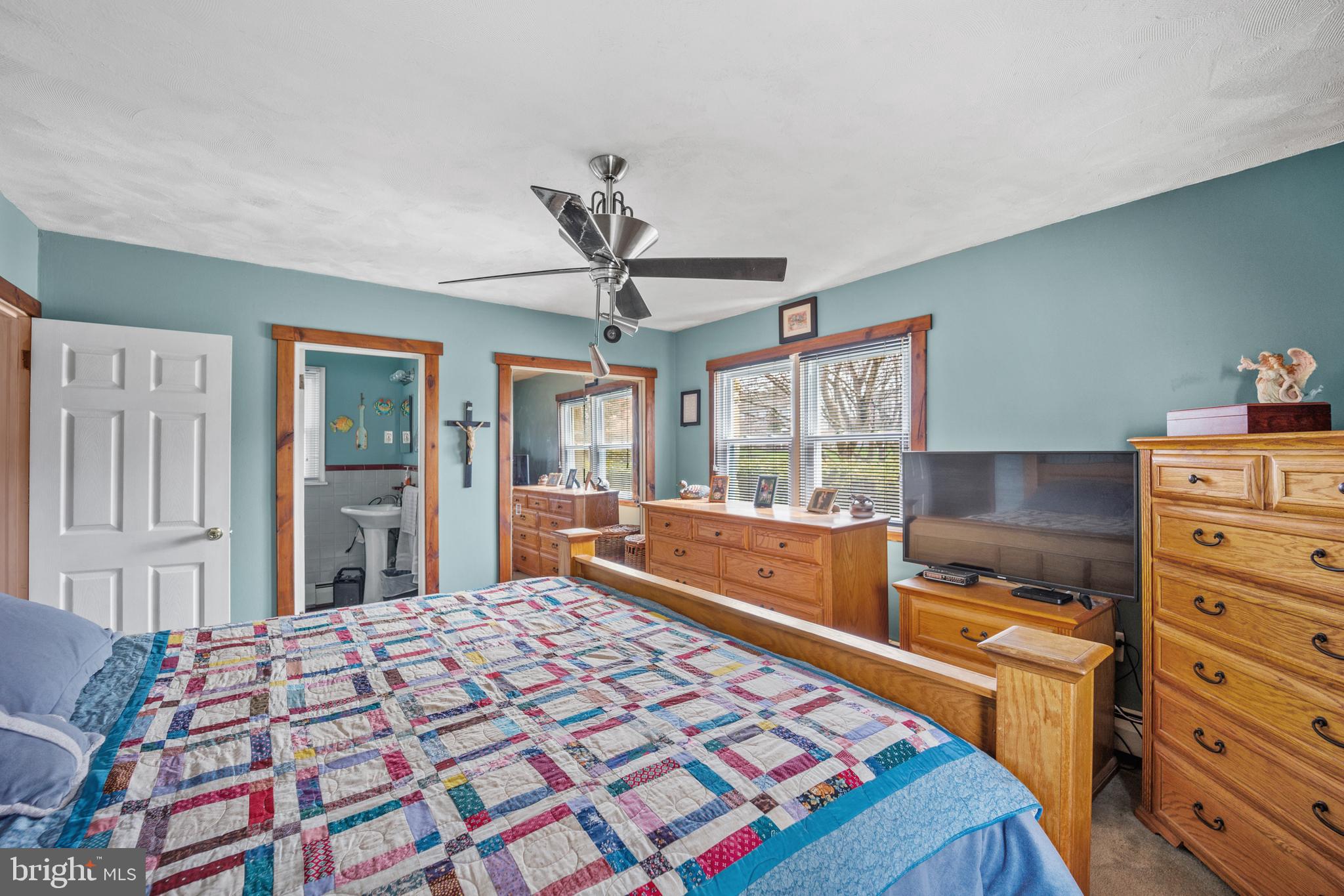 HUNTINGDON HILLS - Residential