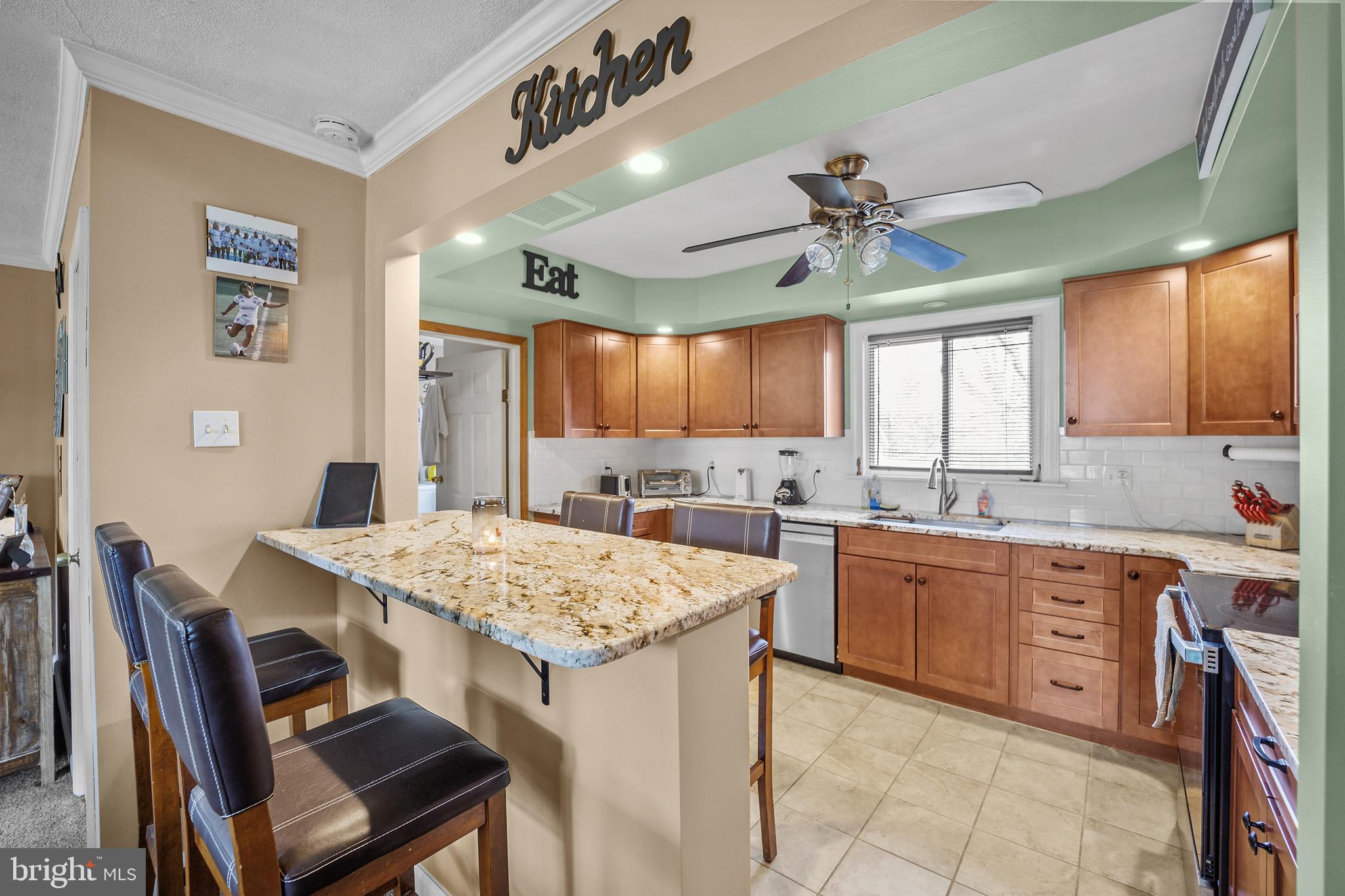 HUNTINGDON HILLS - Residential