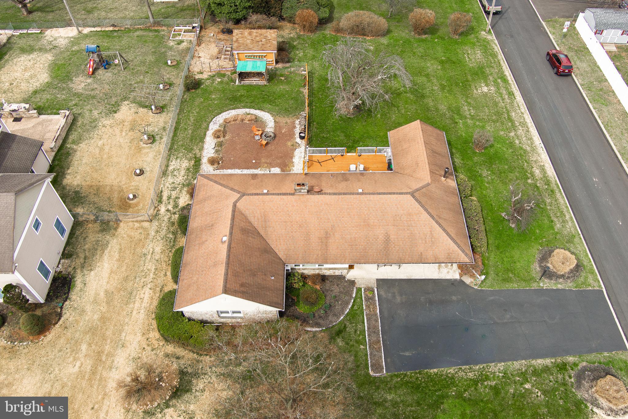 HUNTINGDON HILLS - Residential