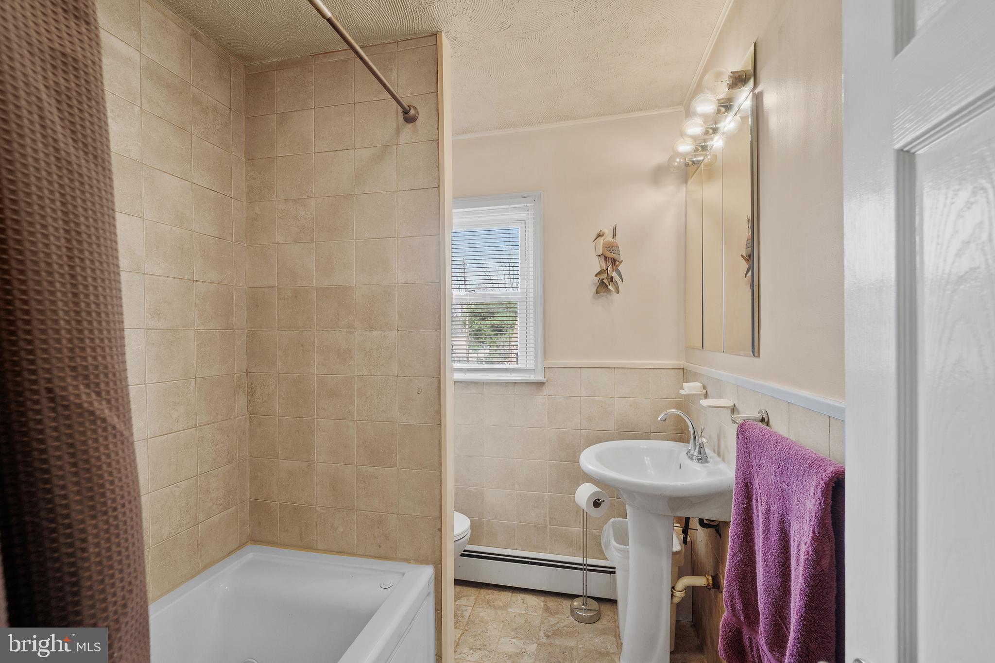 HUNTINGDON HILLS - Residential