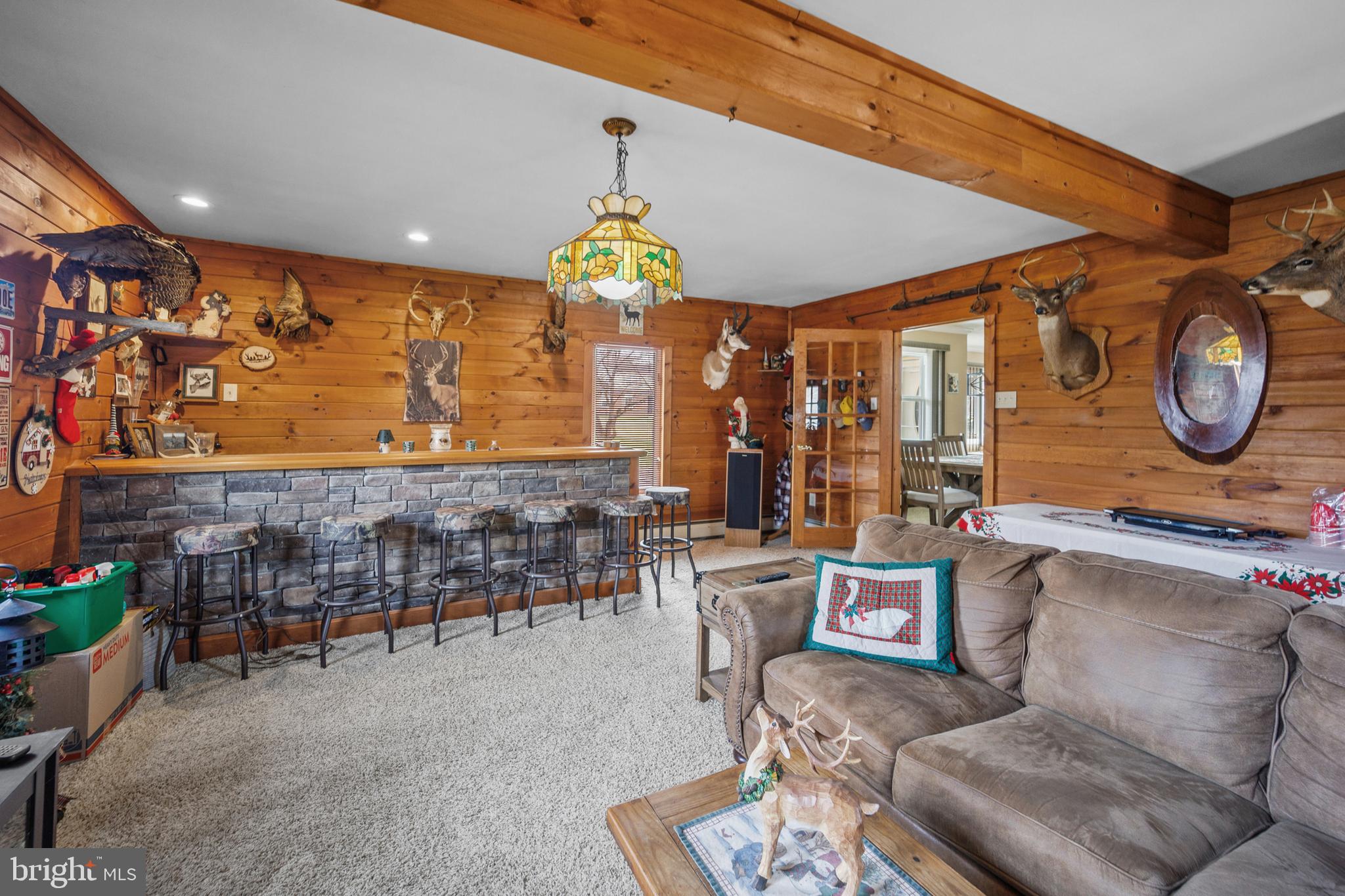 HUNTINGDON HILLS - Residential