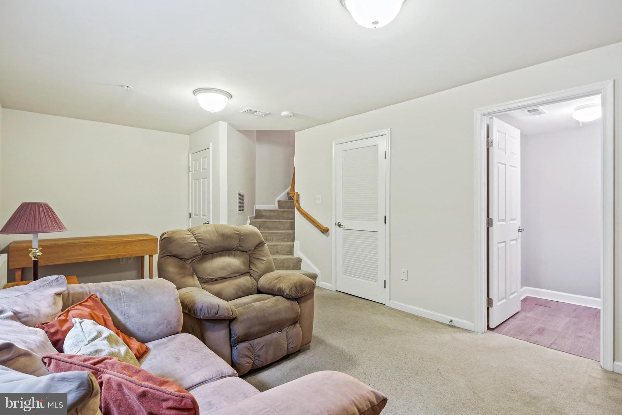 RAINCLIFFE CENTER - Residential