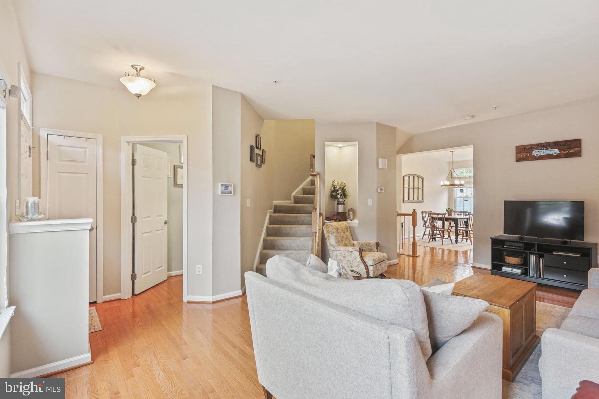 RAINCLIFFE CENTER - Residential