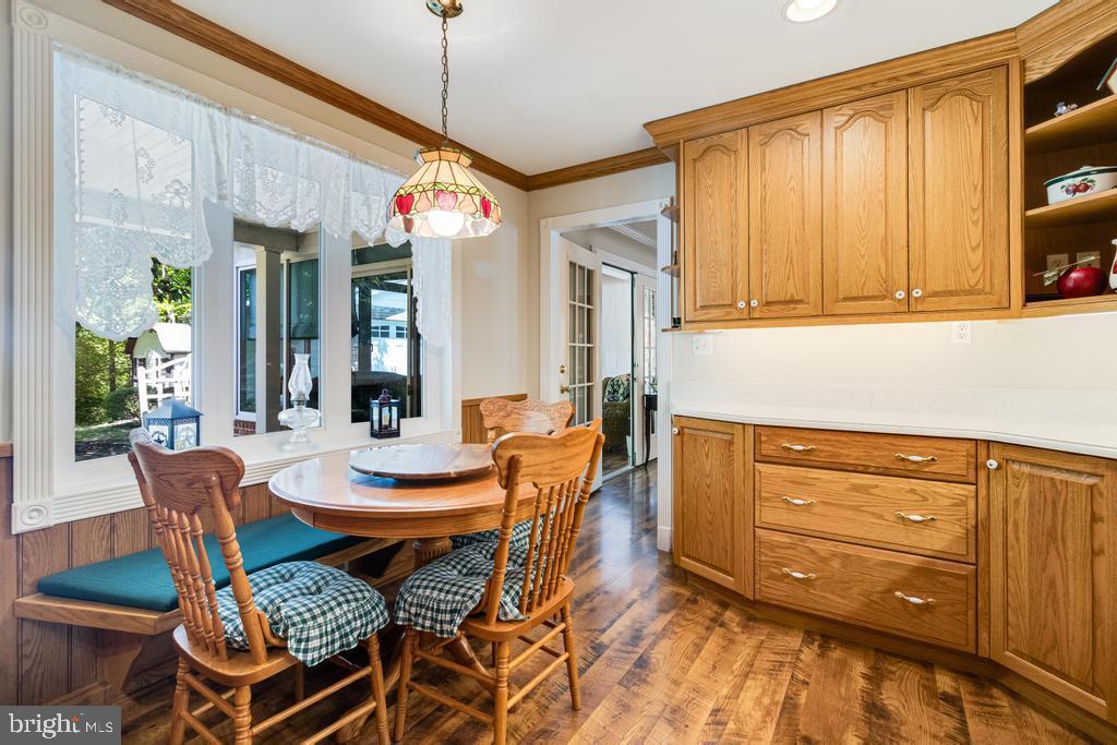 INDIAN CREEK - Residential