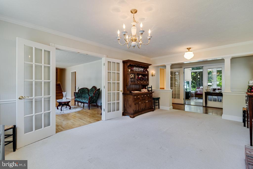 INDIAN CREEK - Residential