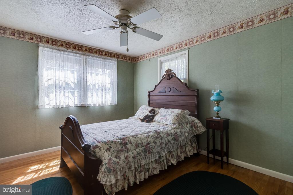 INDIAN CREEK - Residential