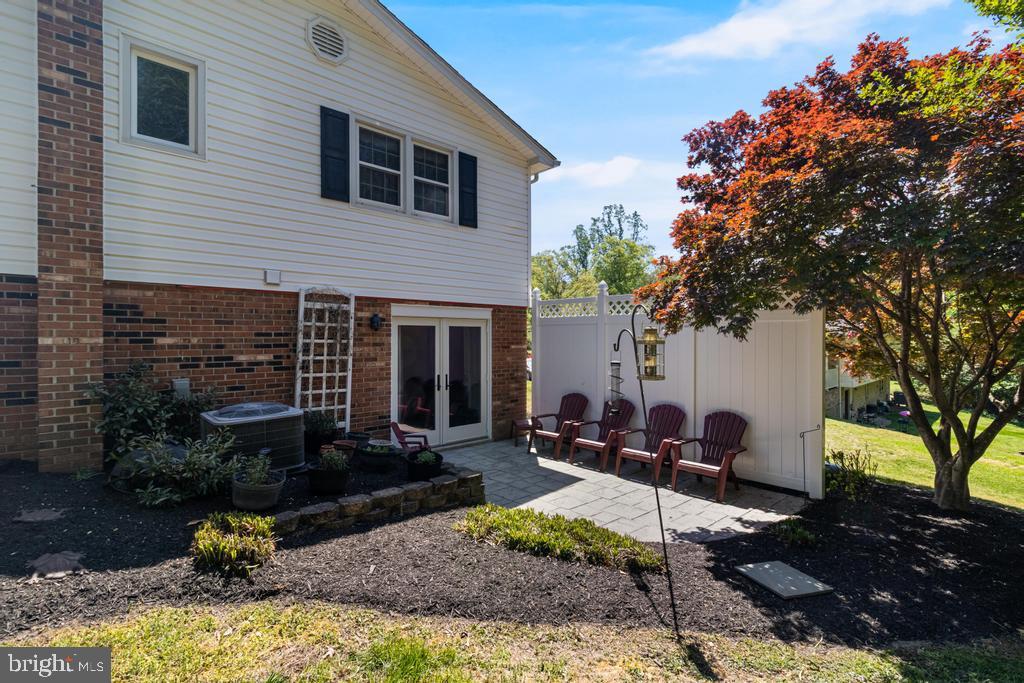 INDIAN CREEK - Residential