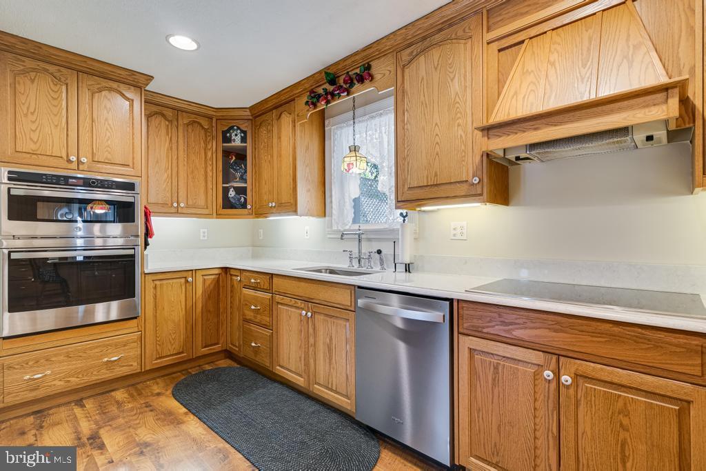 INDIAN CREEK - Residential