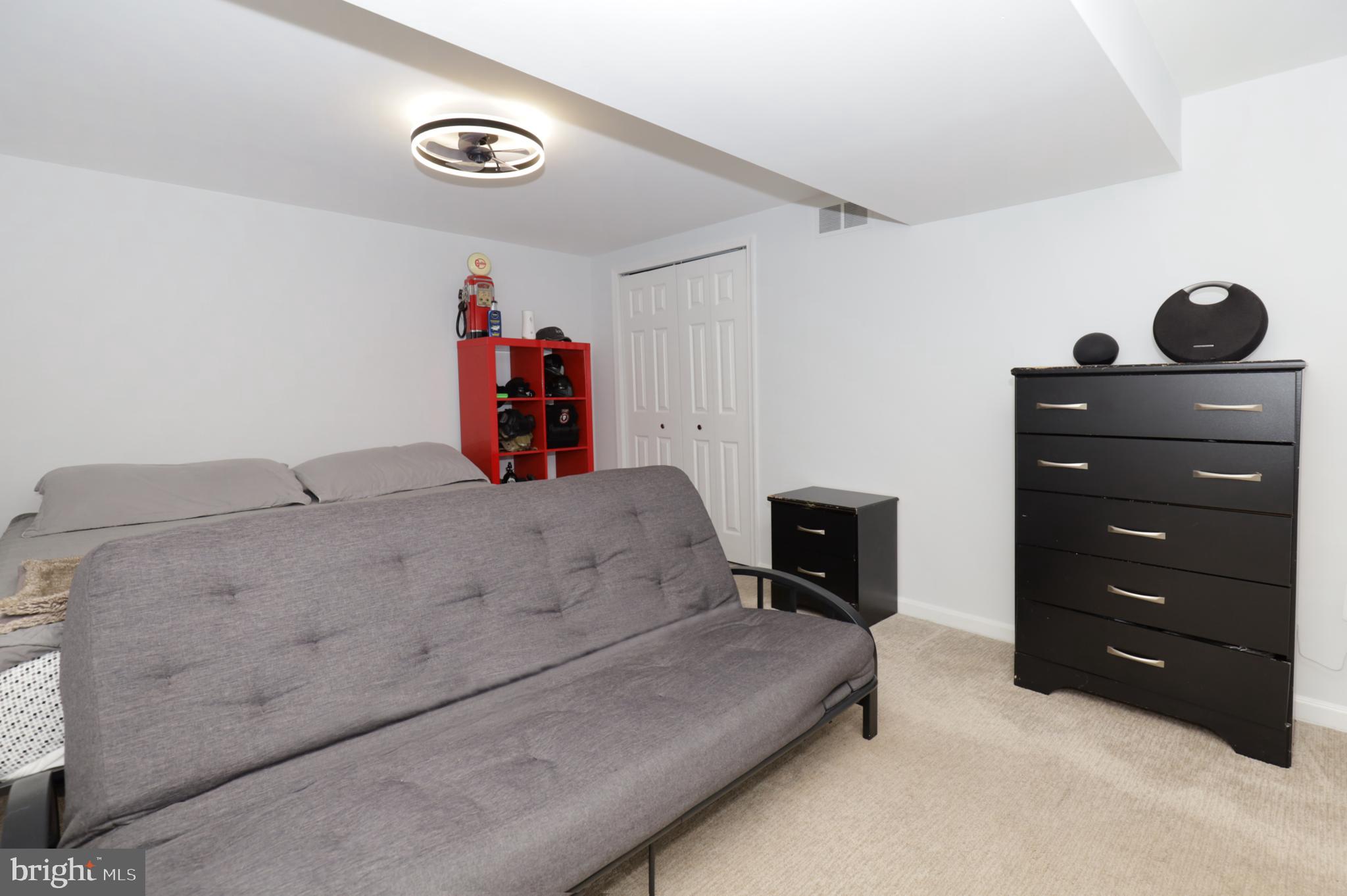 ORANGE HUNT ESTATES - Residential