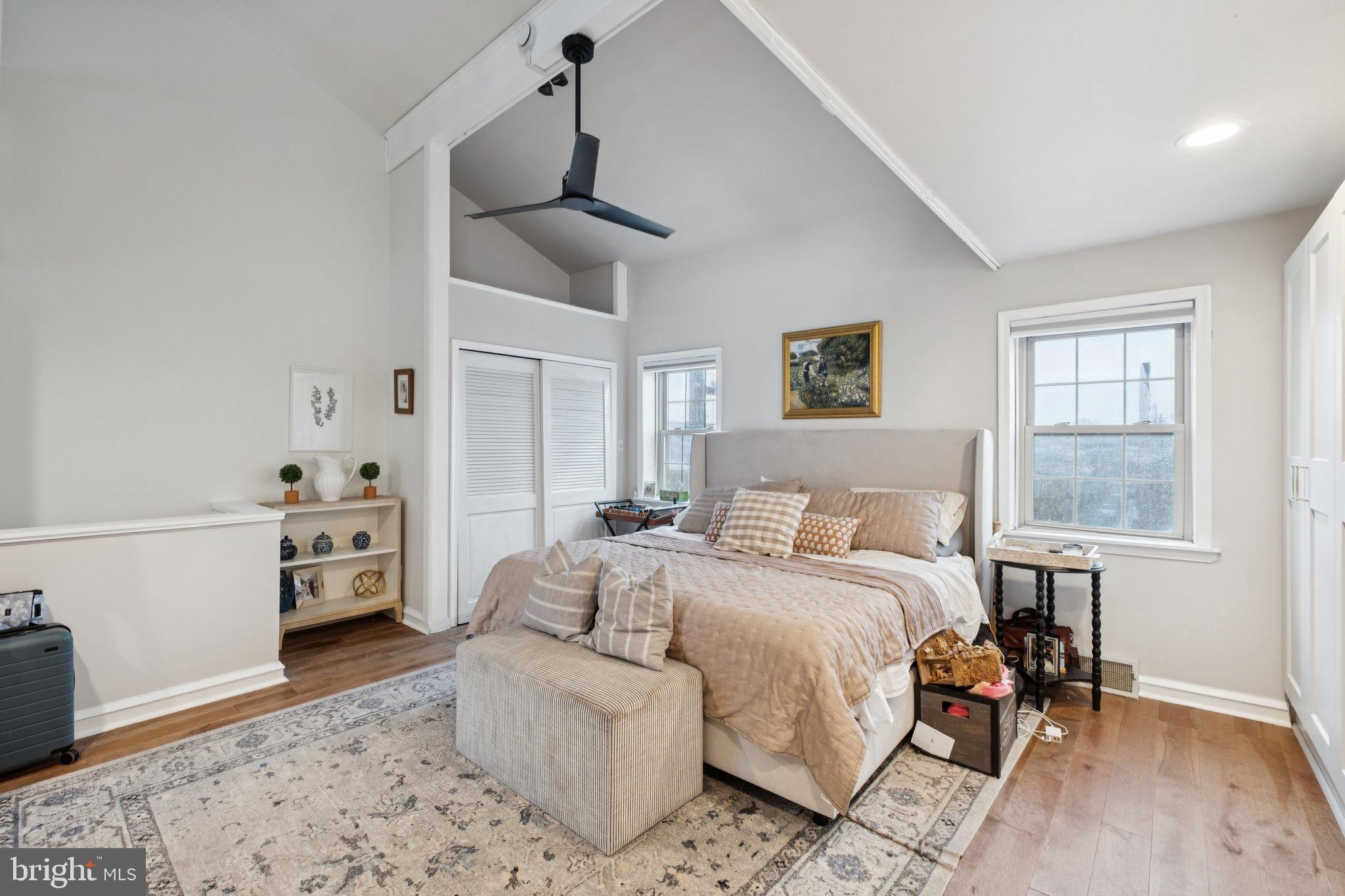 PORT RICHMOND - Residential