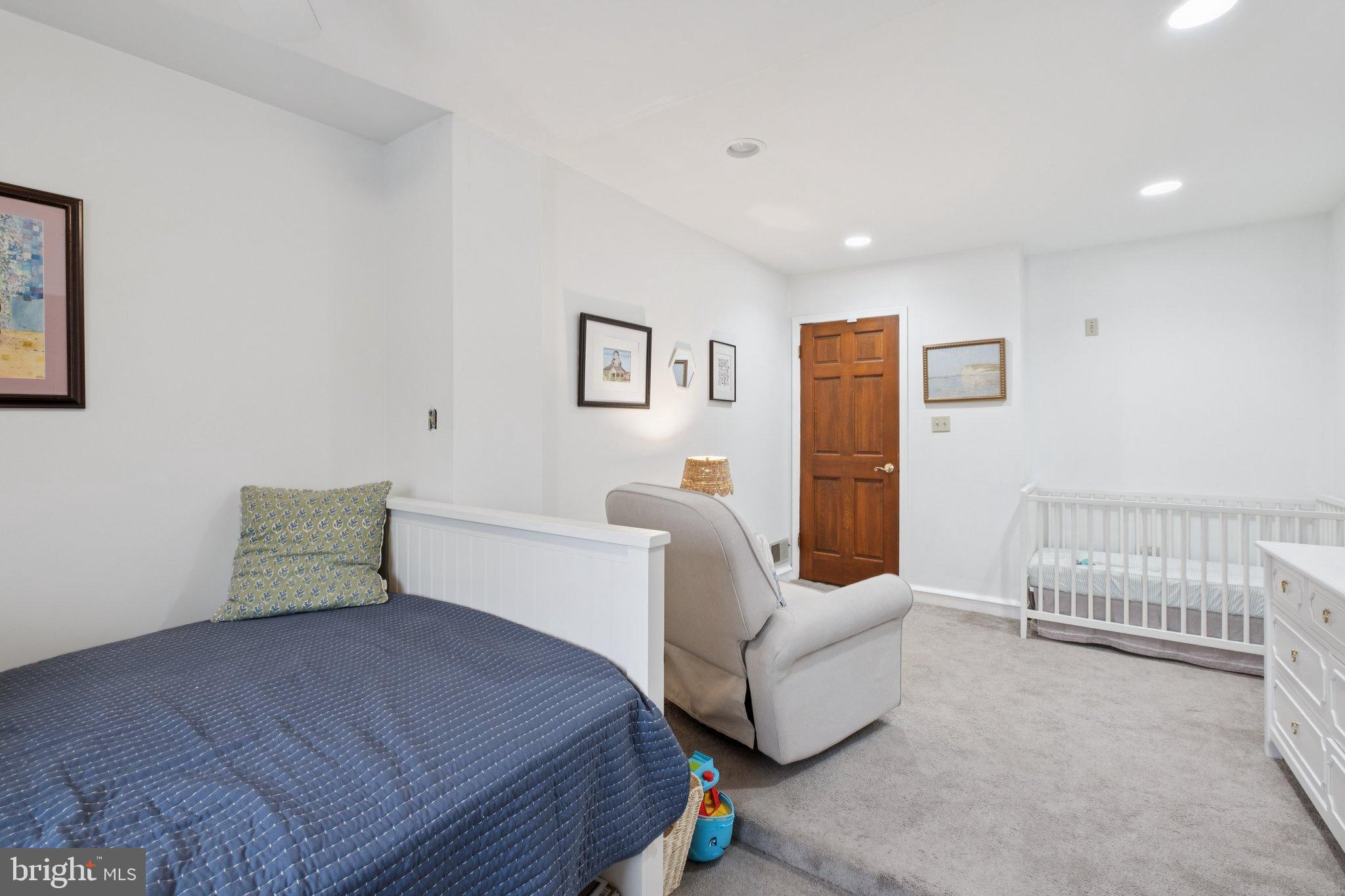 PORT RICHMOND - Residential