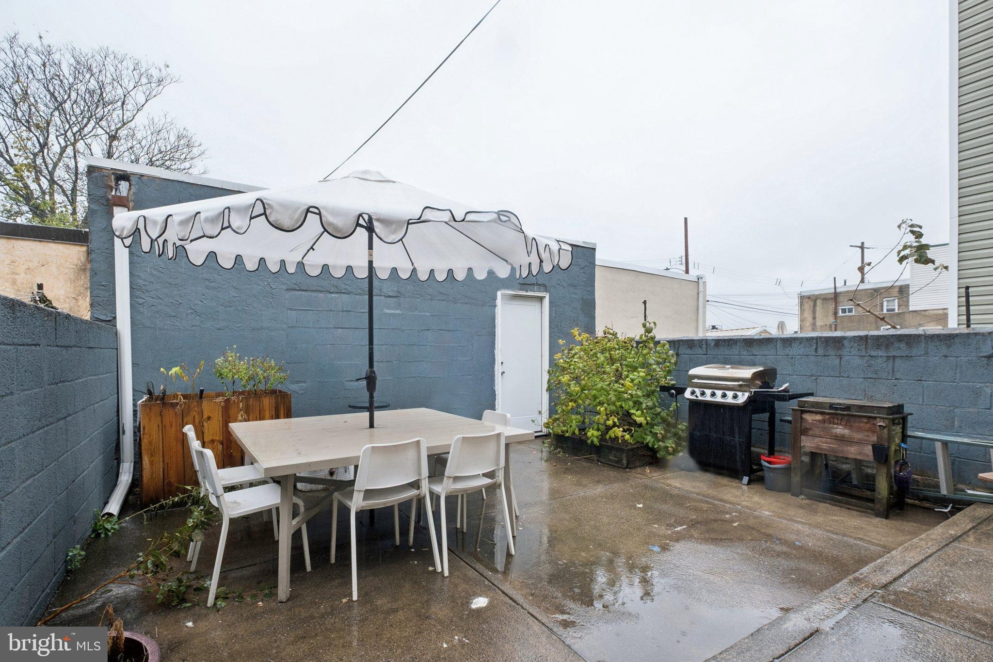 PORT RICHMOND - Residential