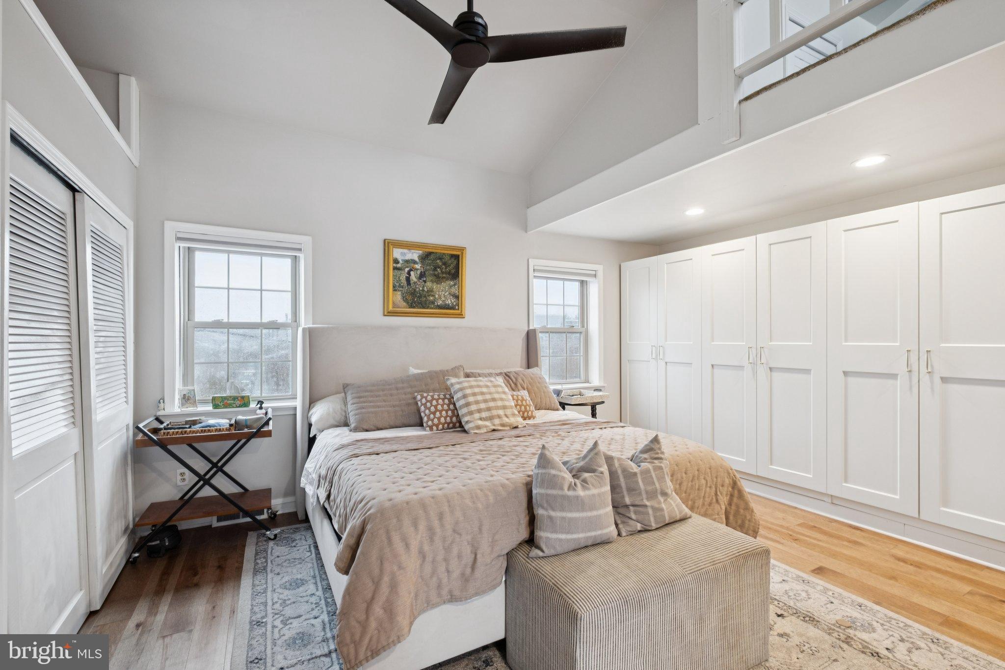 PORT RICHMOND - Residential