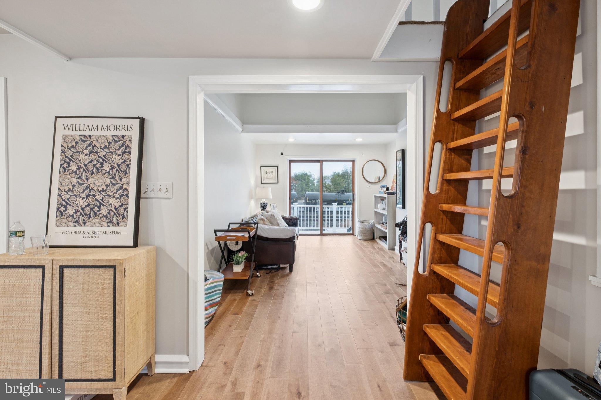 PORT RICHMOND - Residential