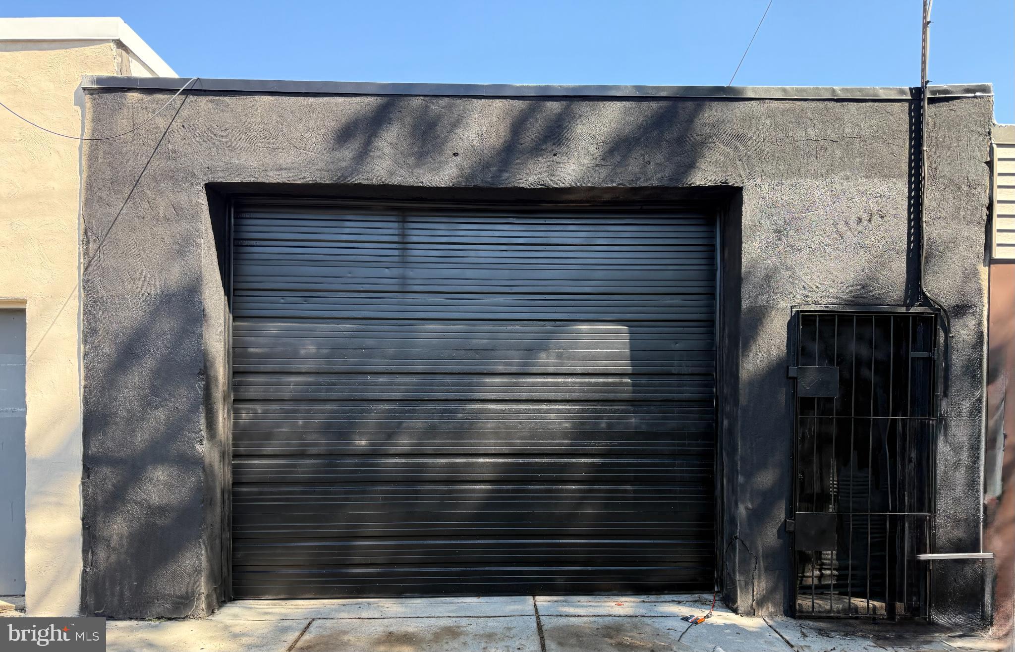 2614 E SOMERSET STREET