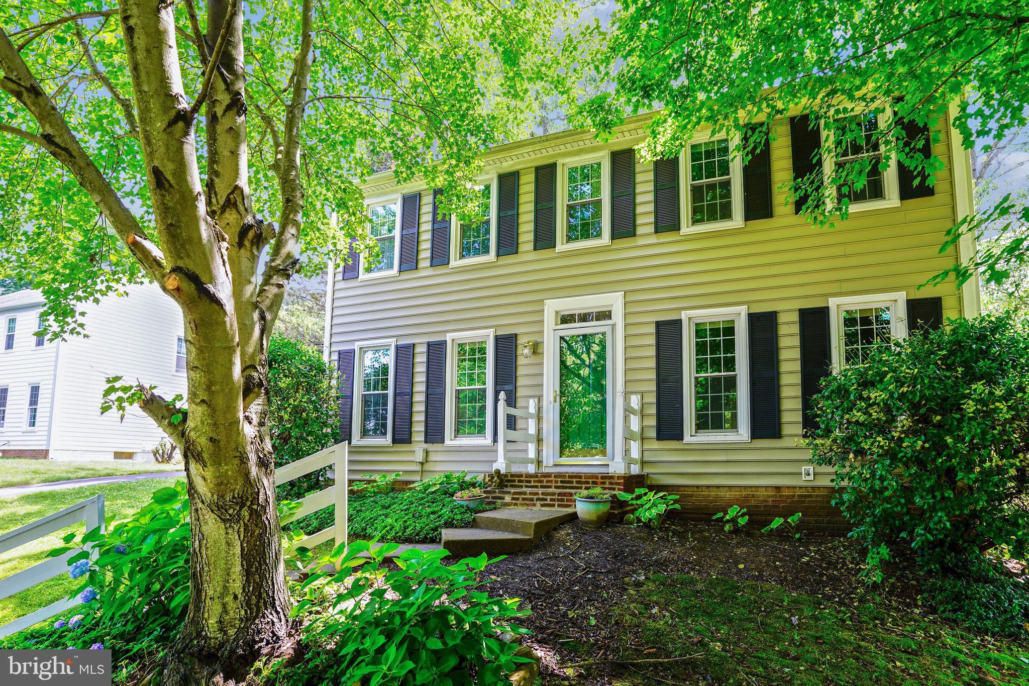 RESTON - Residential