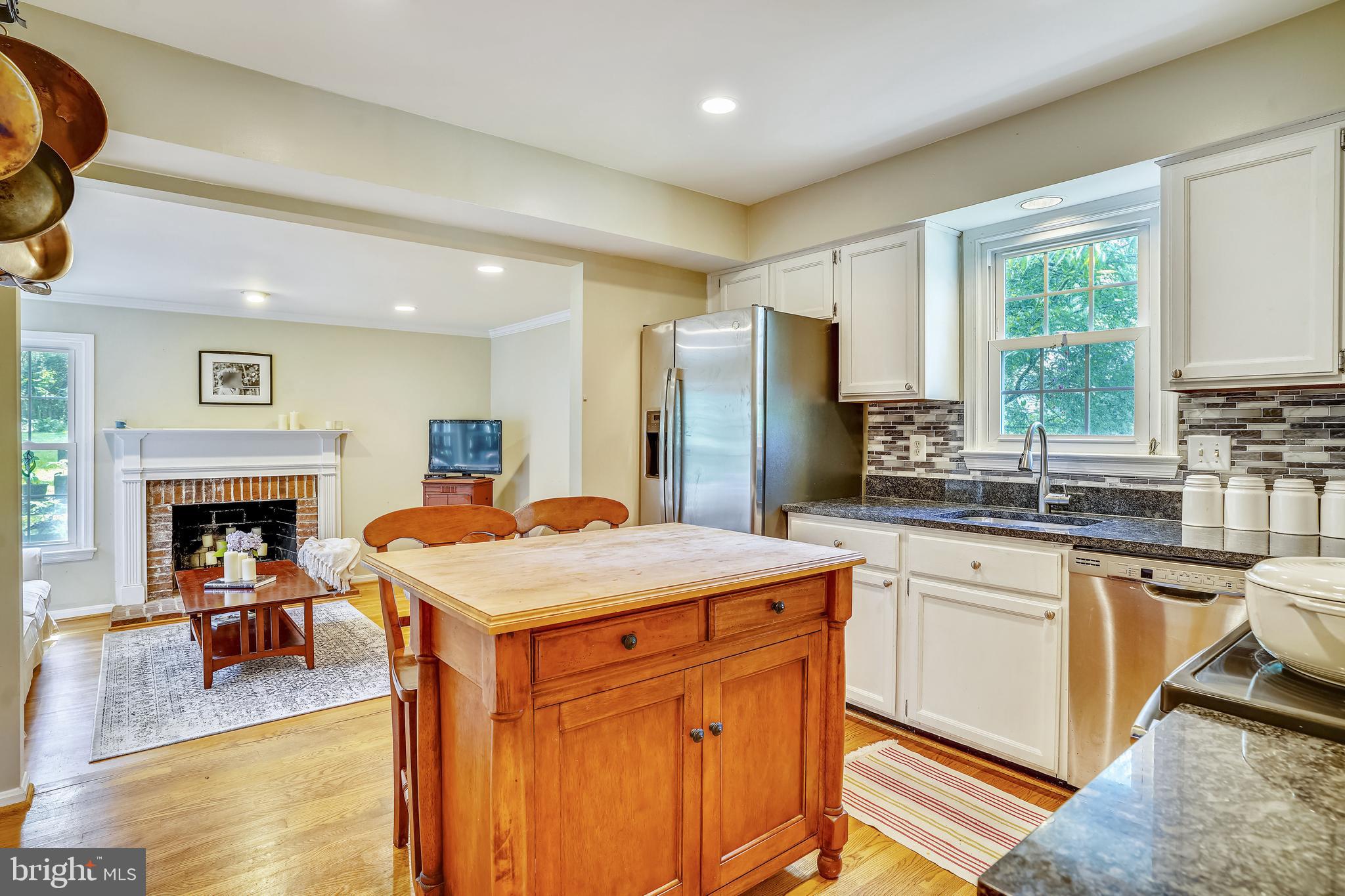 RESTON - Residential