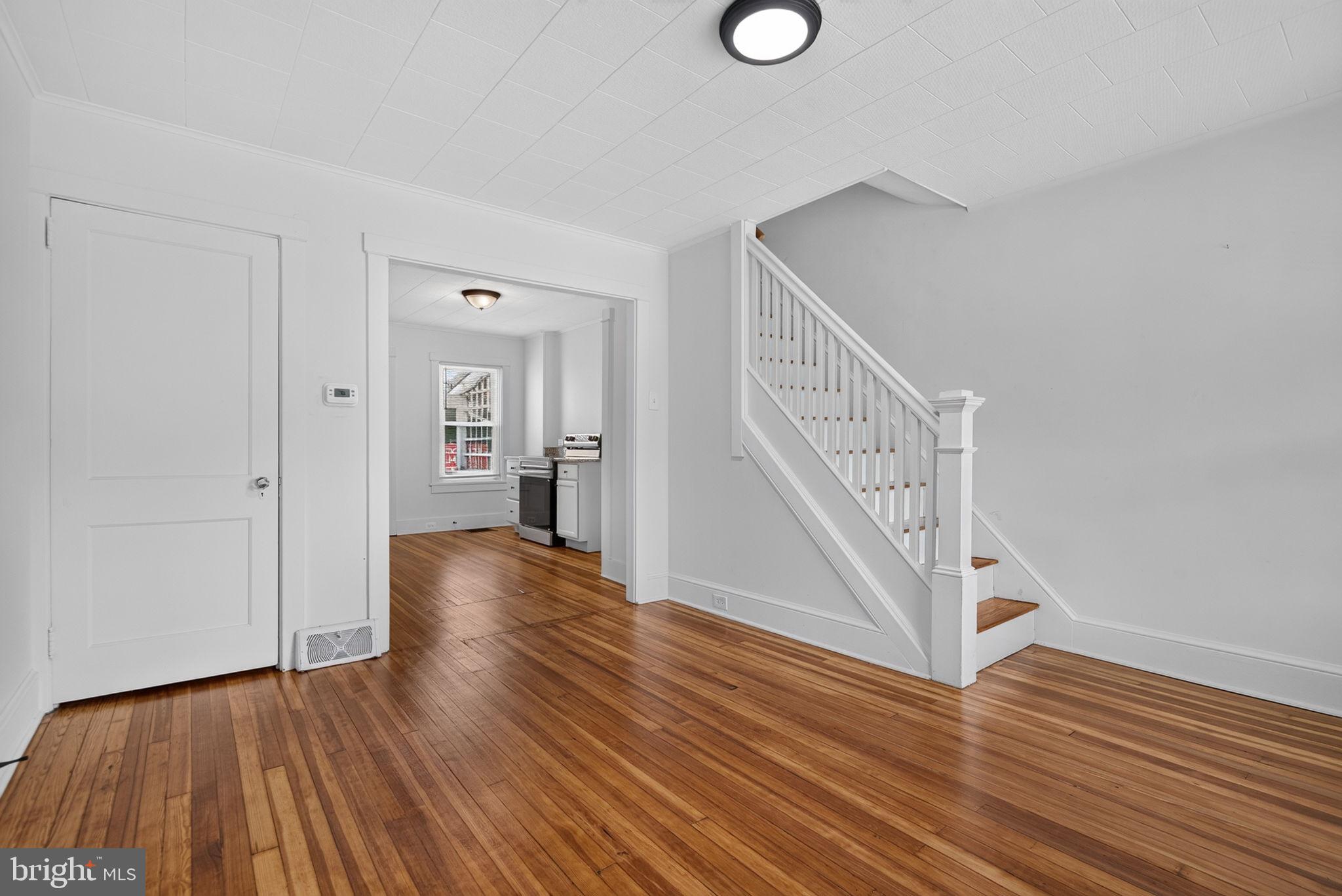 661 LEHIGH AVENUE
