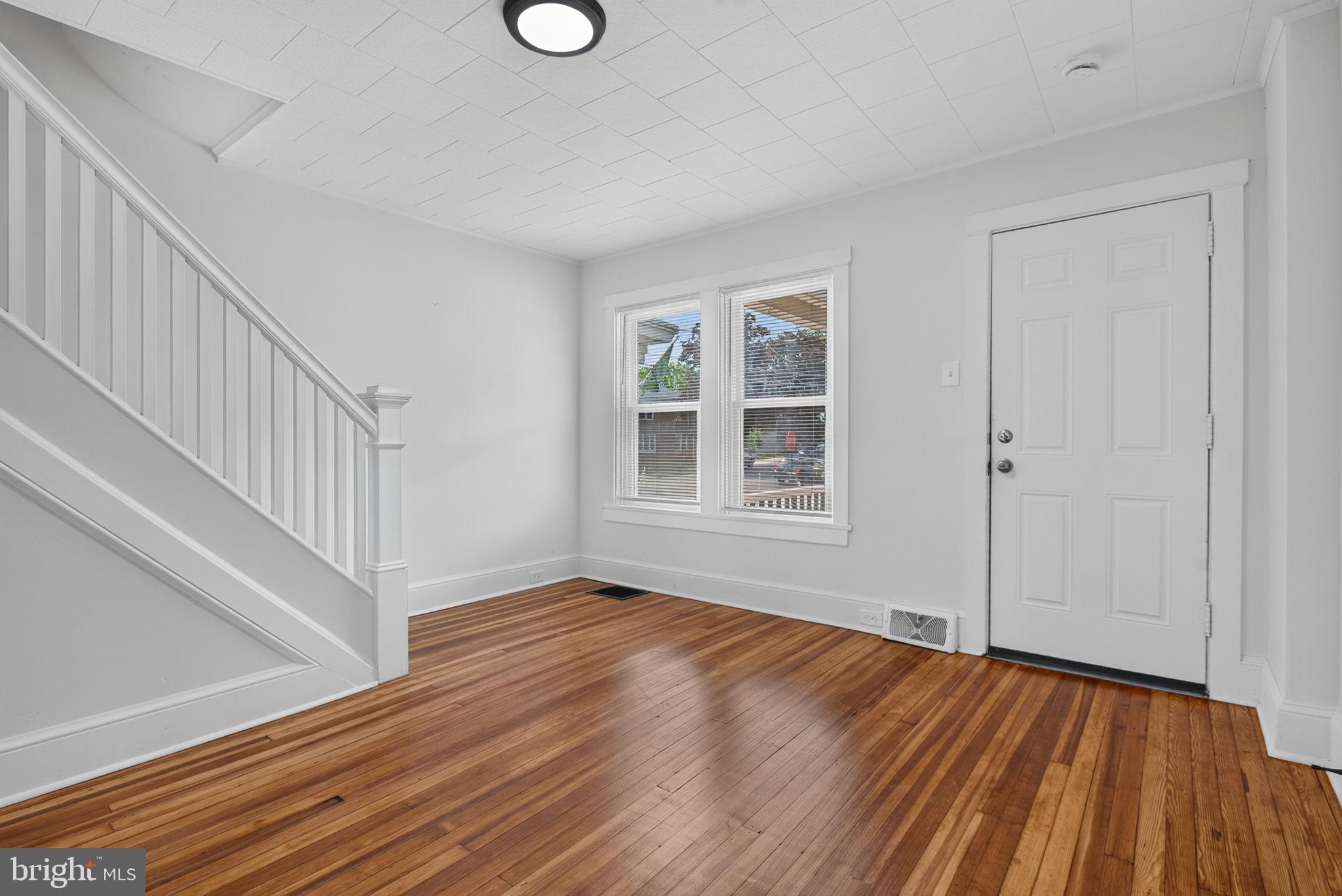 661 LEHIGH AVENUE
