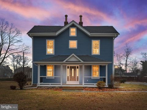 Homes For Sale - 260 S Broad Street<br/> PENNS GROVE, NJ 08069