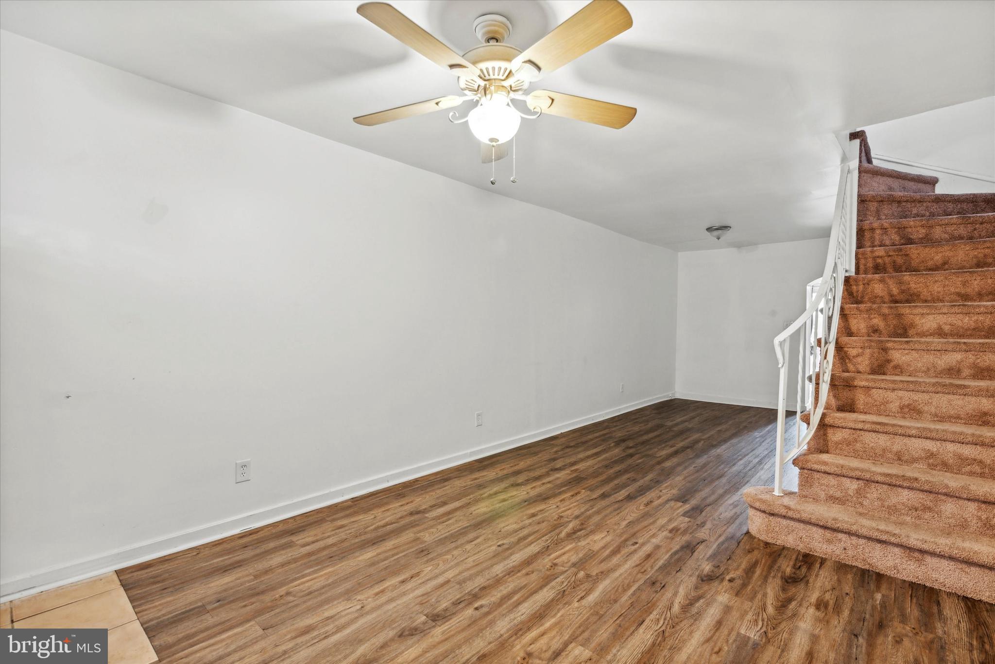 OLDE KENSINGTON - Residential Lease