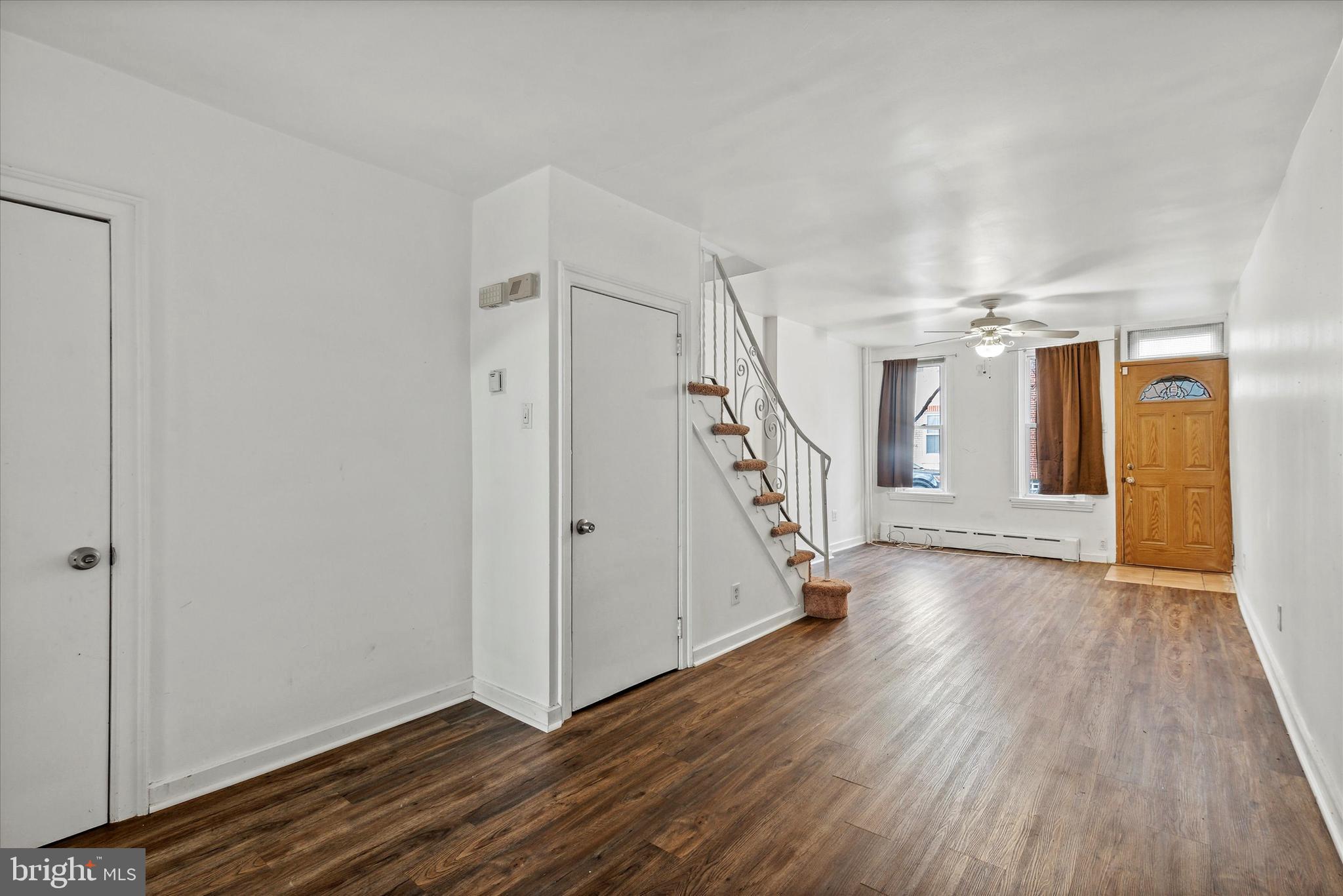 OLDE KENSINGTON - Residential Lease