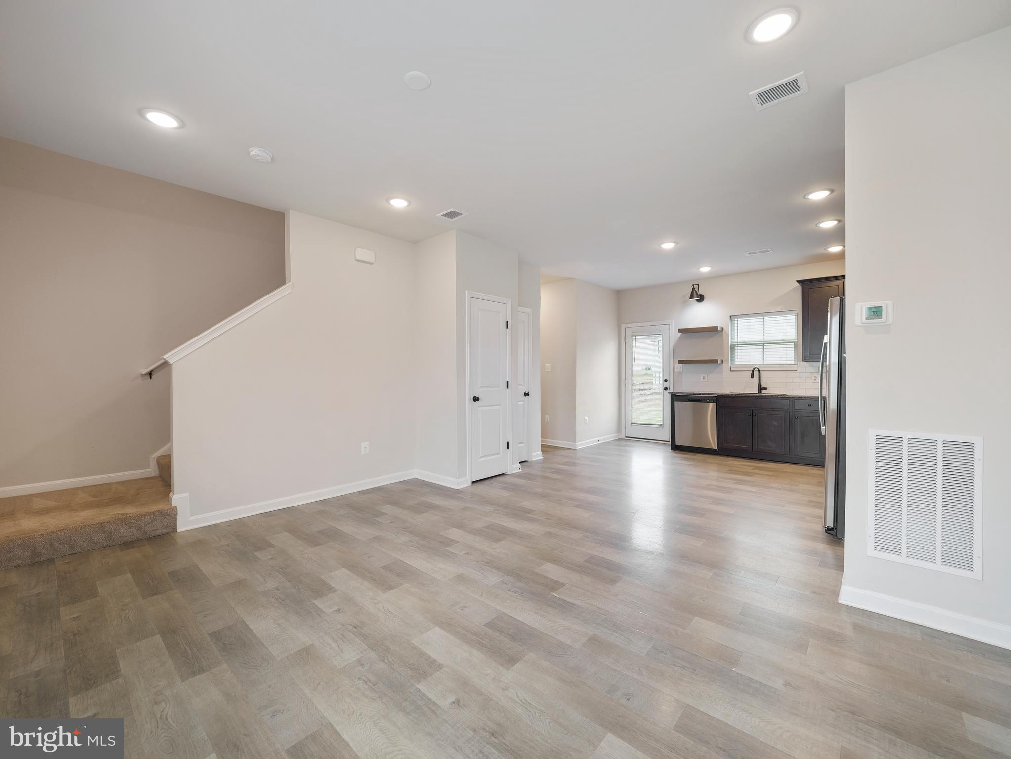 DILLON FARM - Residential Lease