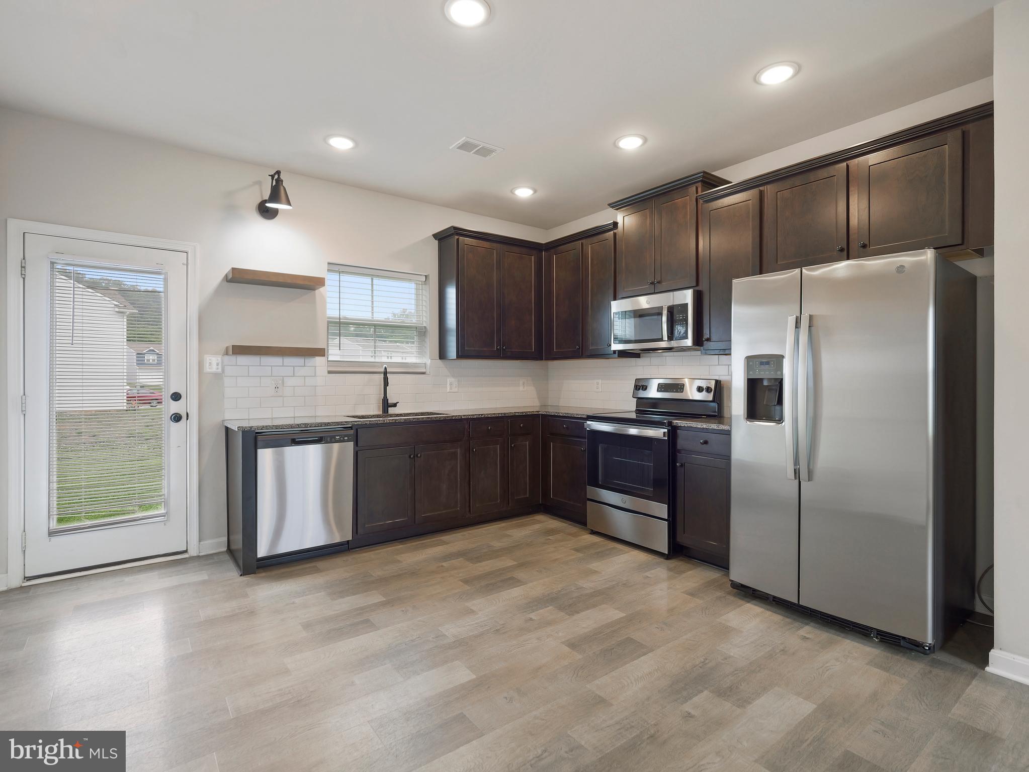 DILLON FARM - Residential Lease