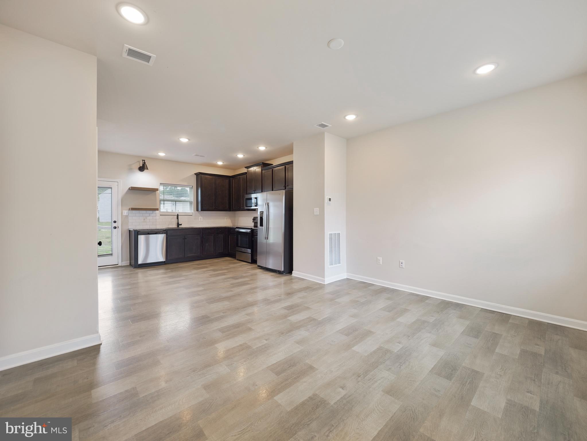 DILLON FARM - Residential Lease