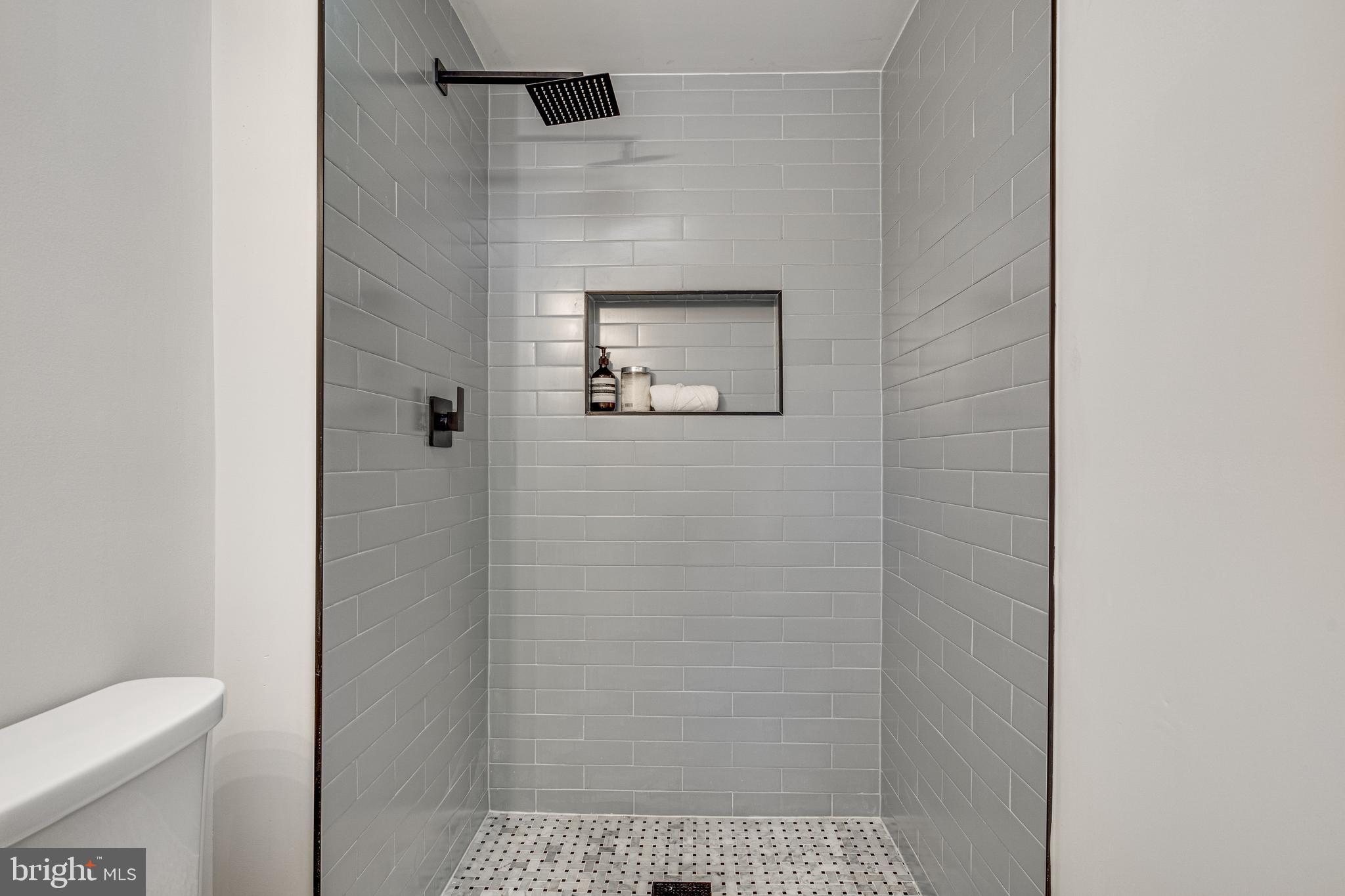 TANGLEWOOD - Residential