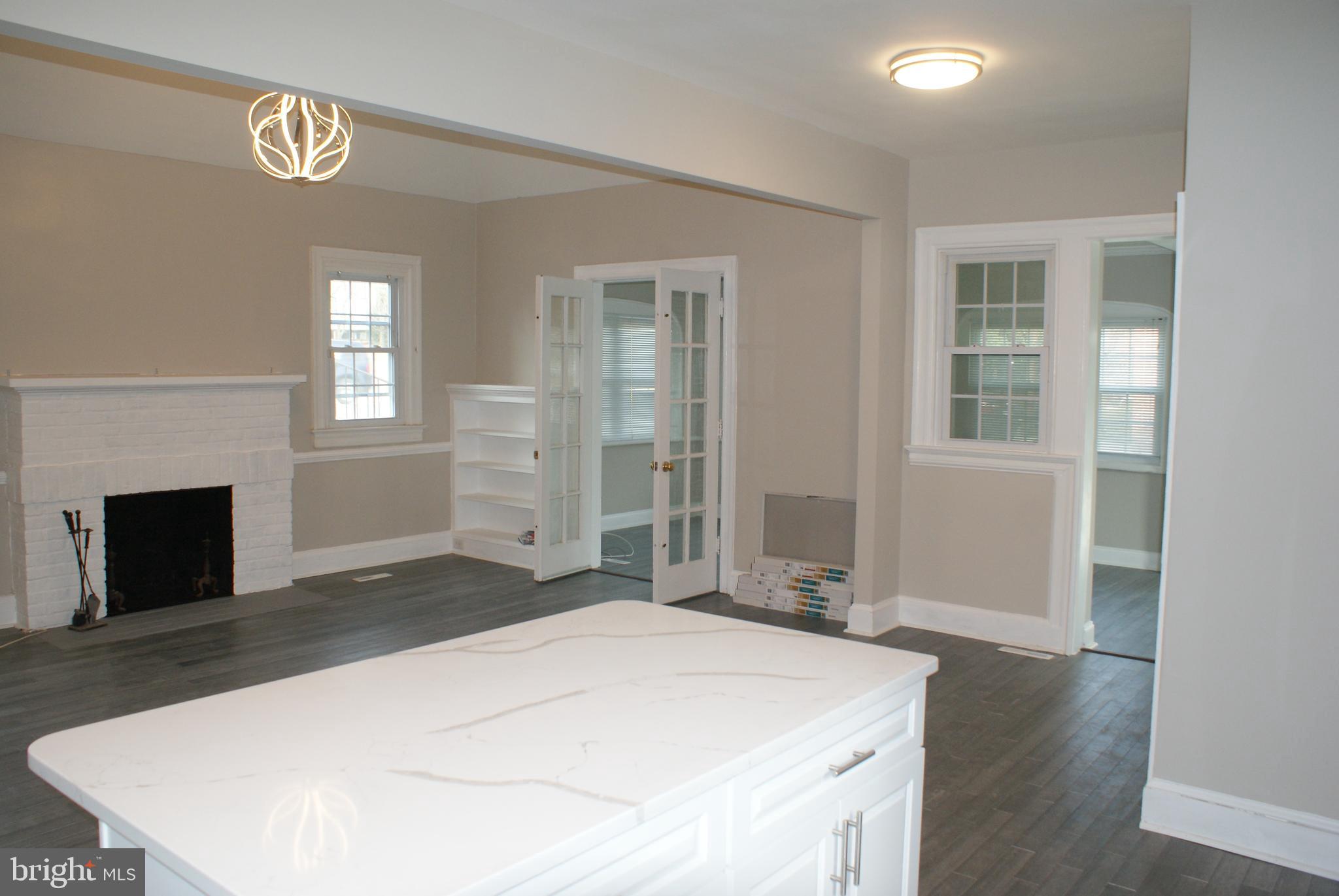 SEVEN OAKS - Residential Lease