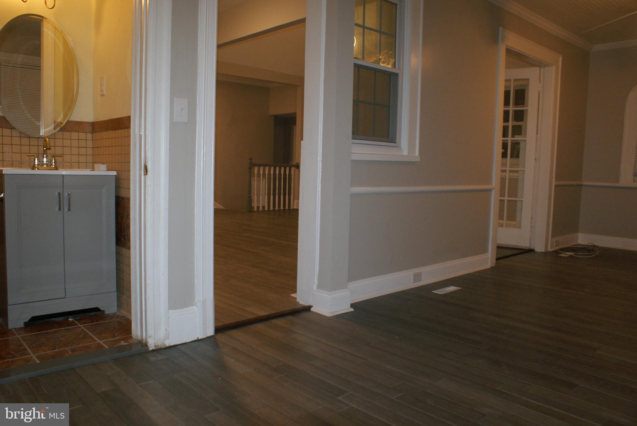 SEVEN OAKS - Residential Lease