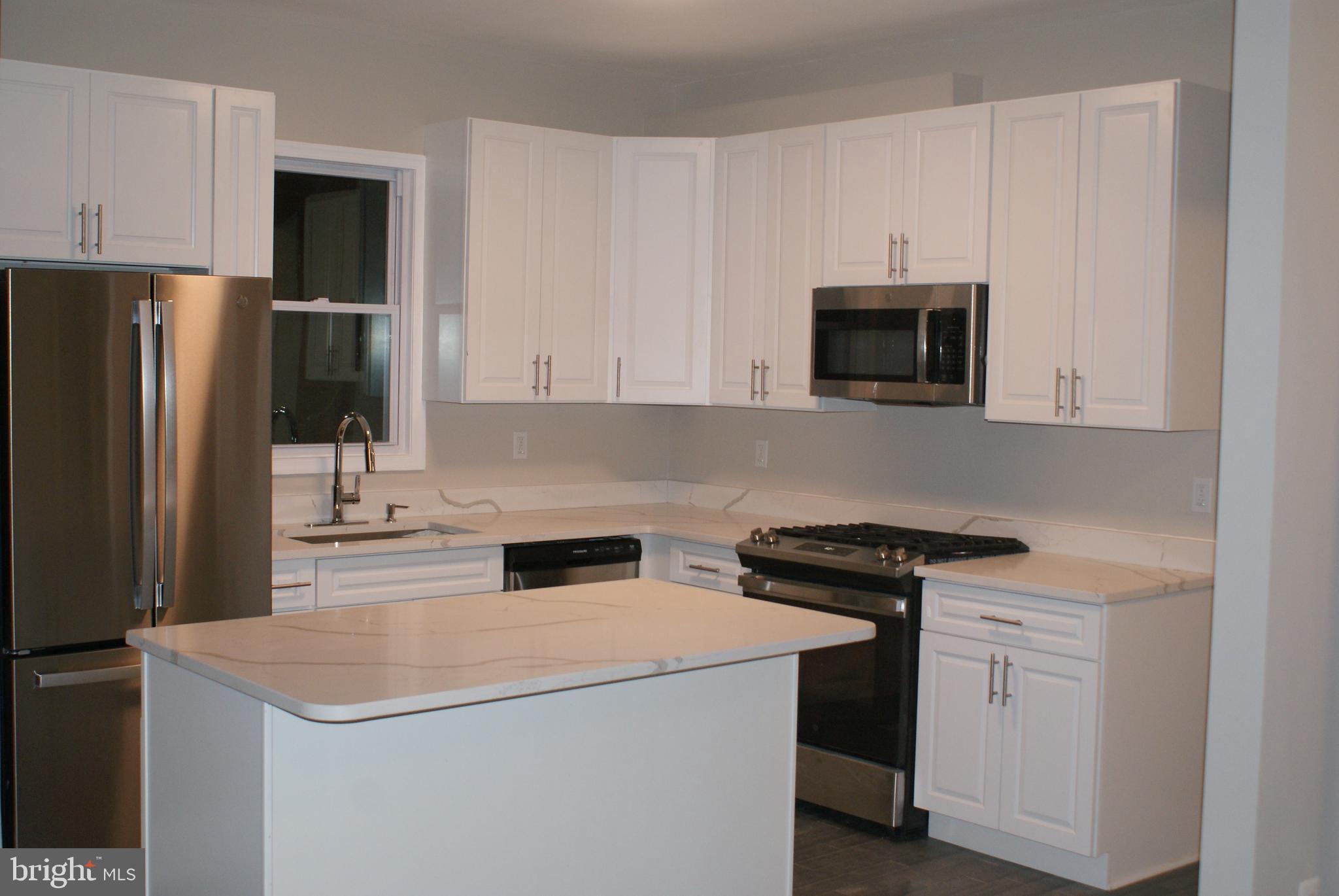 SEVEN OAKS - Residential Lease