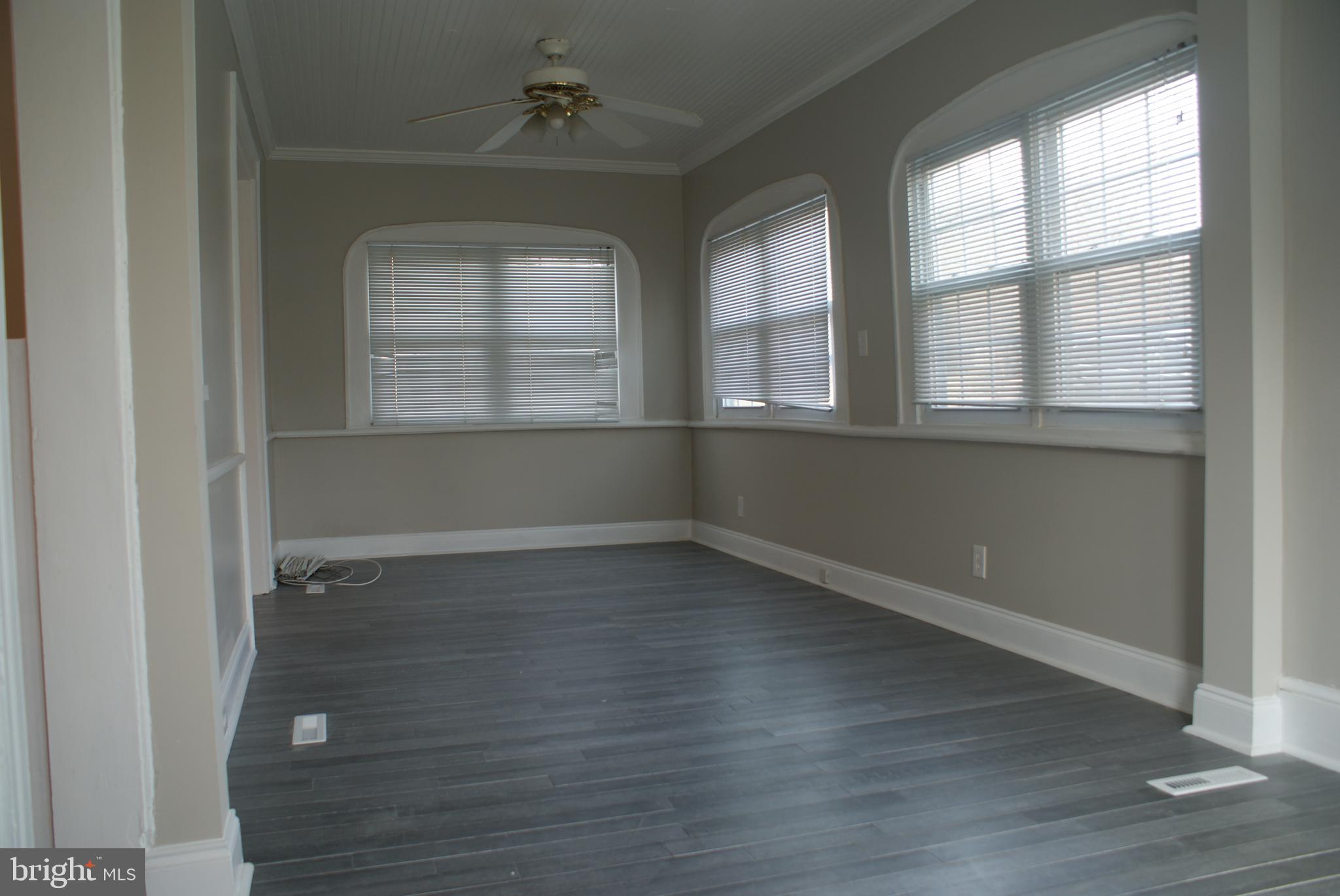 SEVEN OAKS - Residential Lease