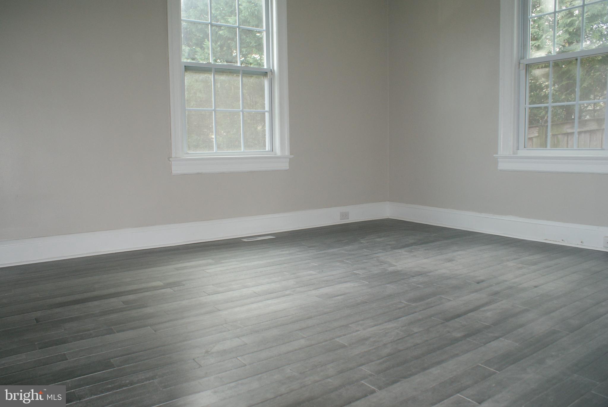 SEVEN OAKS - Residential Lease