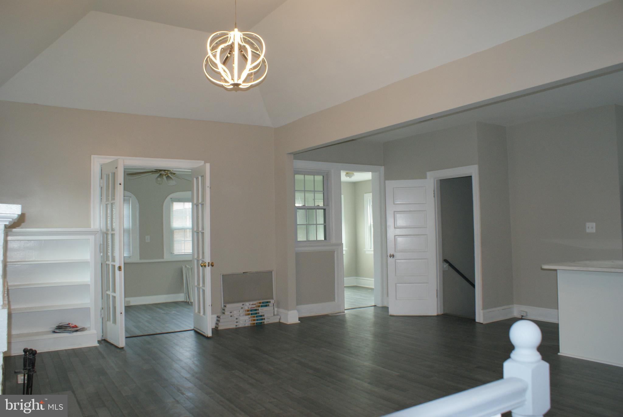 SEVEN OAKS - Residential Lease