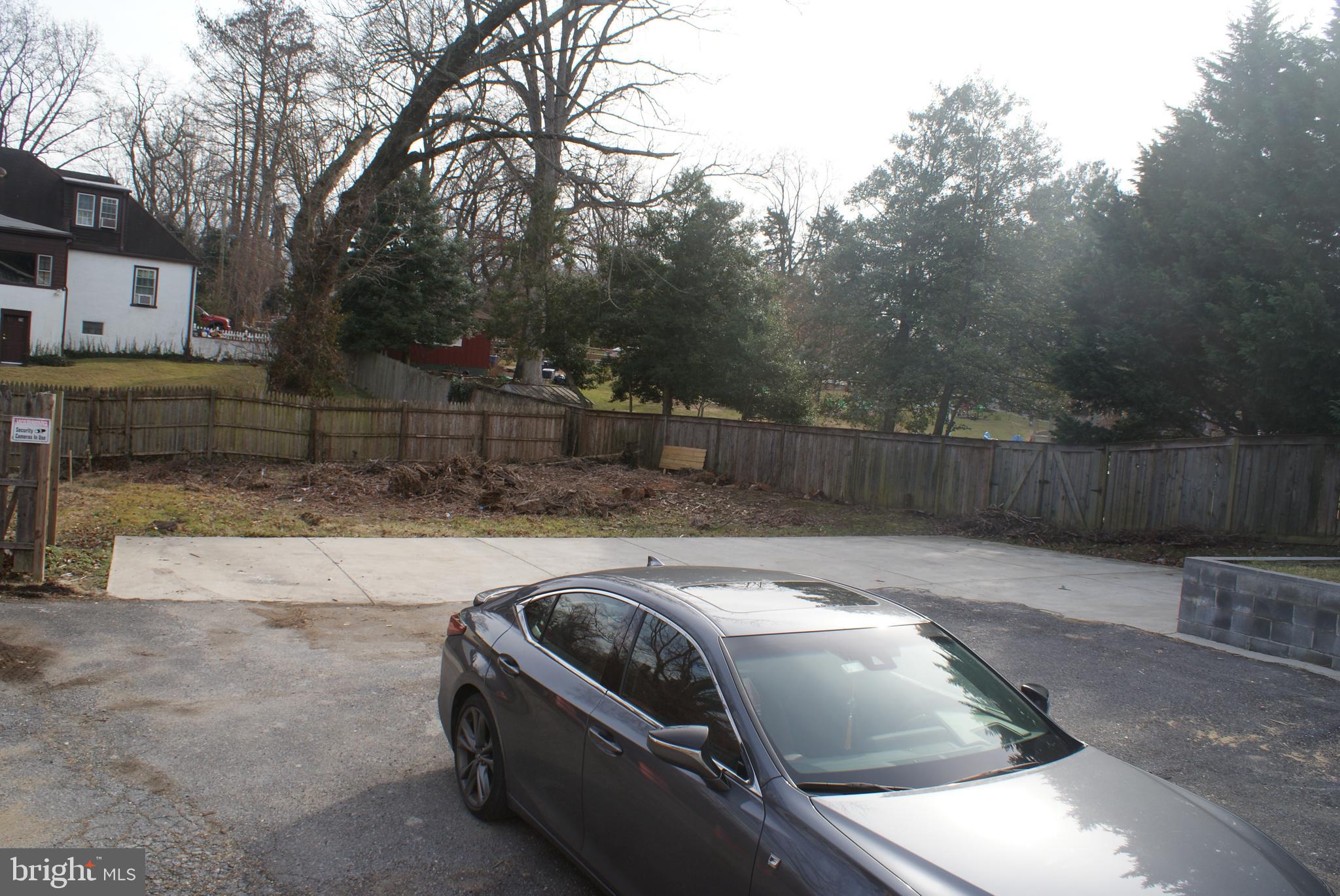 SEVEN OAKS - Residential Lease