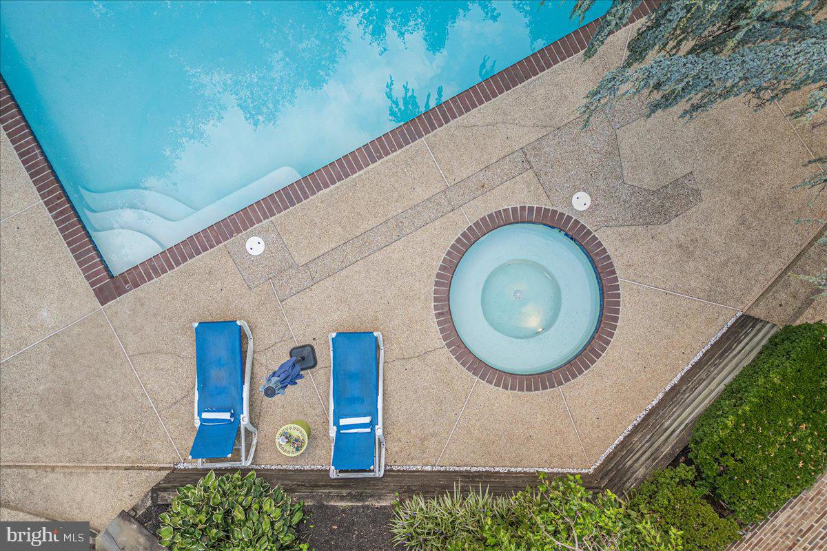 FALLSREACH - Residential