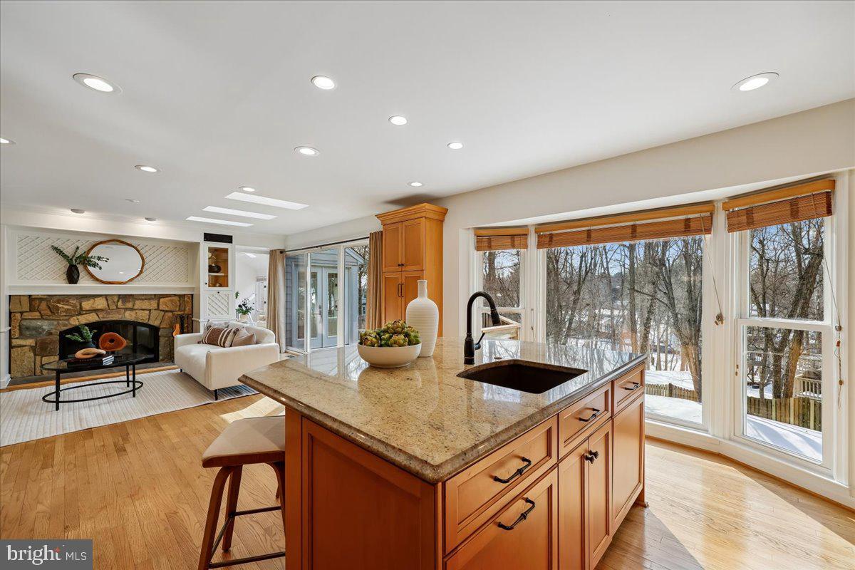 FALLSREACH - Residential