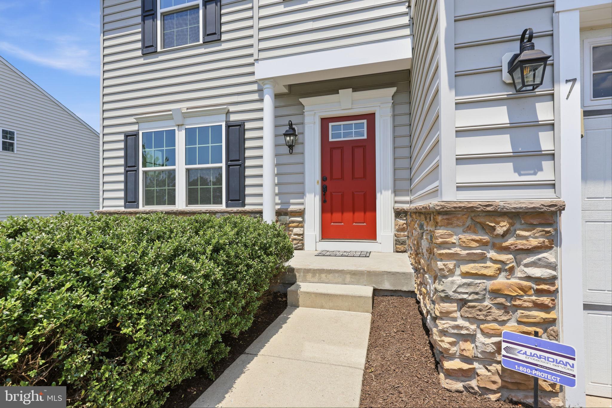 7 MONTELLA CIRCLE