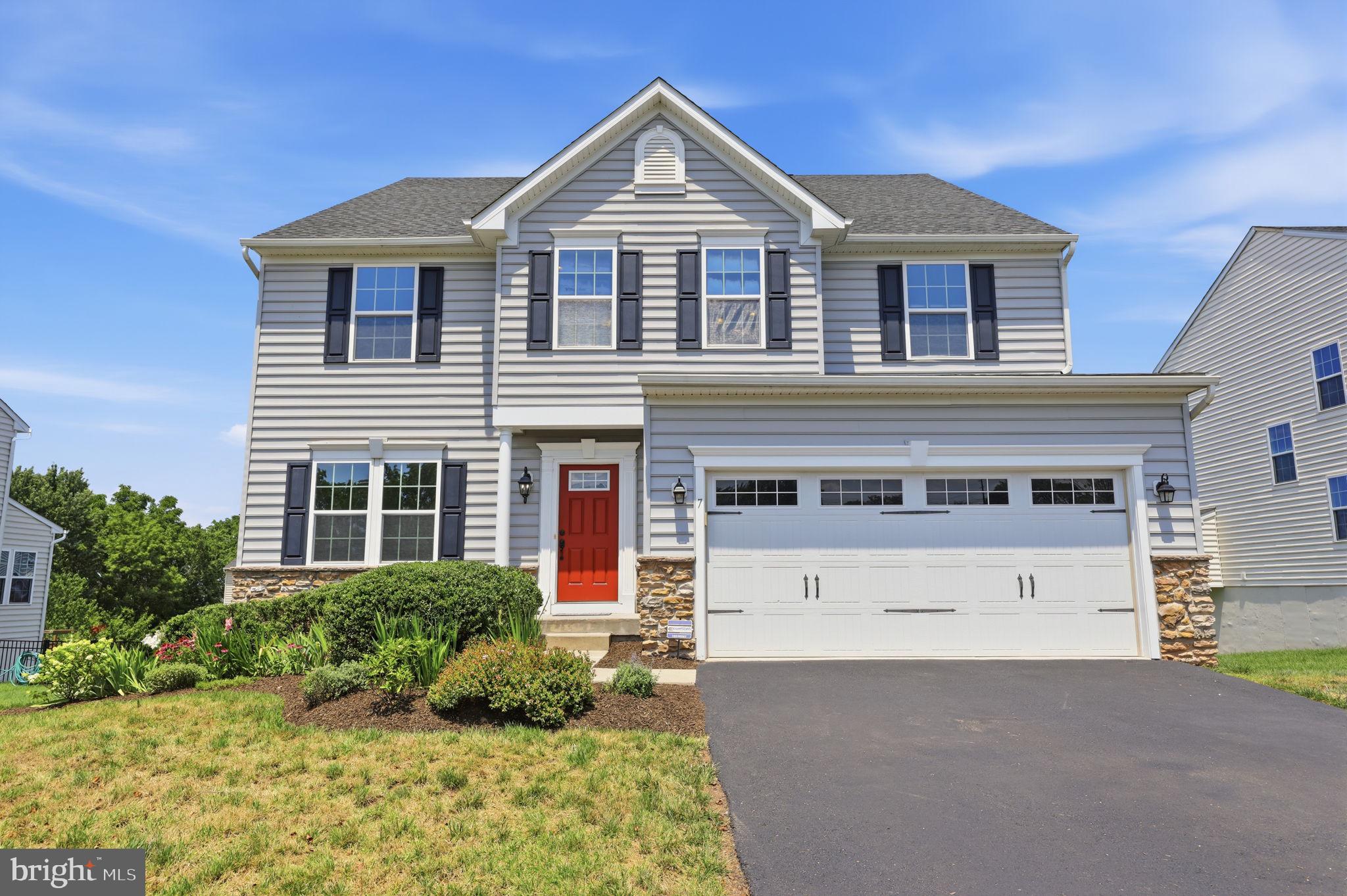 7 MONTELLA CIRCLE