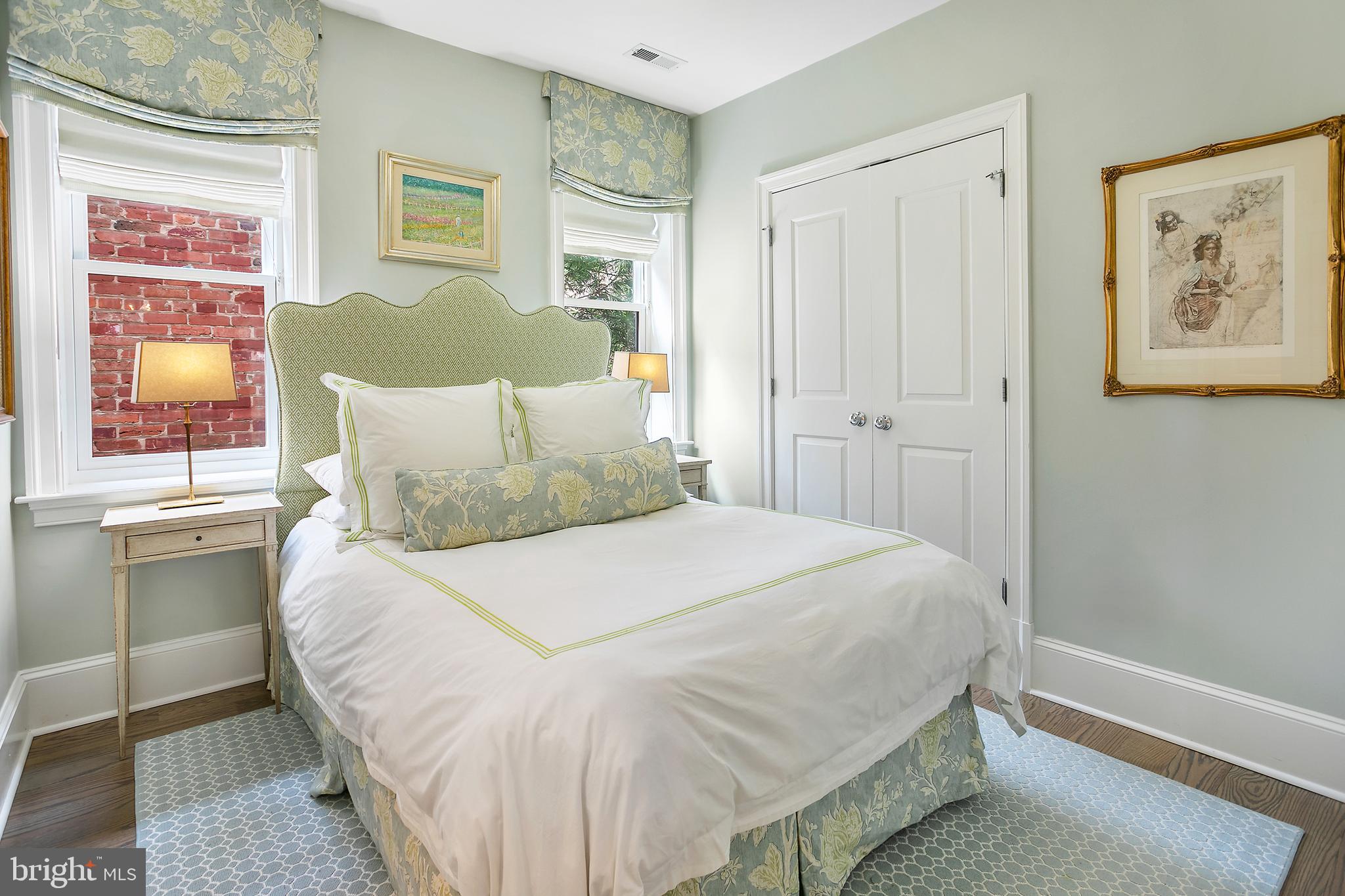 GEORGETOWN - Residential