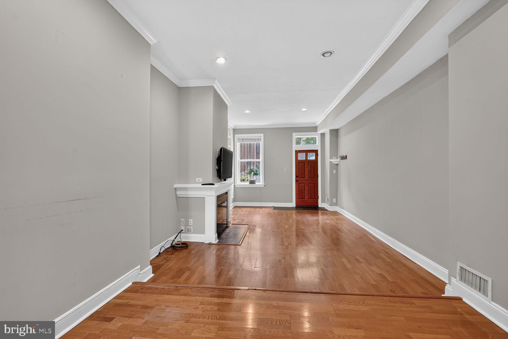 1537 5TH STREET NW