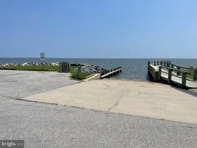 COLUMBIA BEACH - Residential