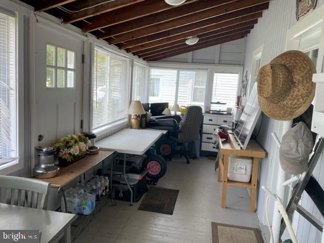 COLUMBIA BEACH - Residential