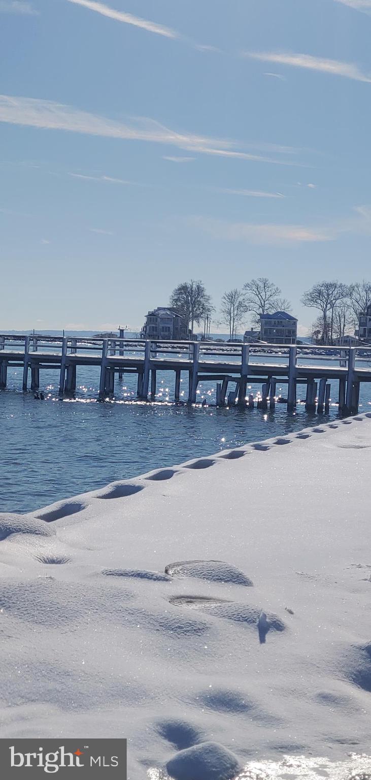 COLUMBIA BEACH - Residential