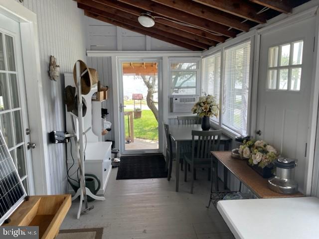 COLUMBIA BEACH - Residential