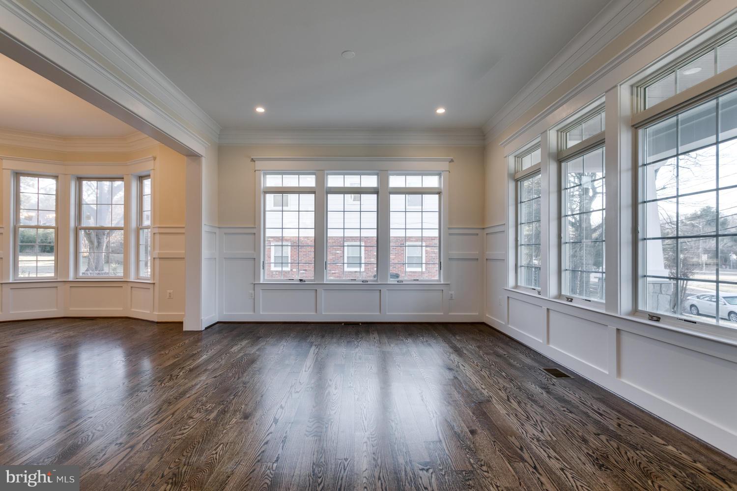 WESTBRIAR COUNTRY CLUB ESTATES - Residential